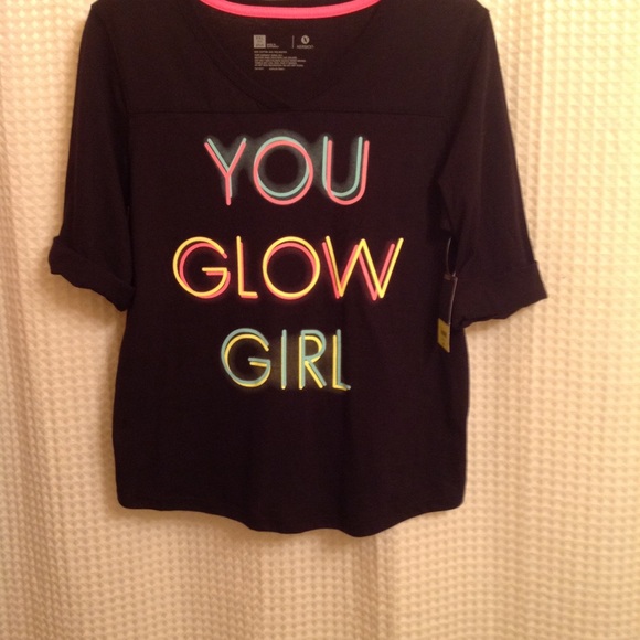 🆕🏷 ~ 3/4 sleeve pullover top - Picture 4 of 4